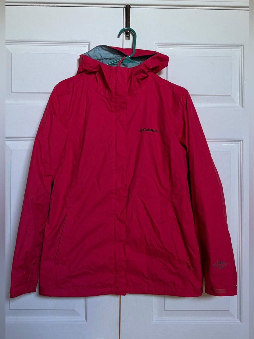 Columbia Red Hooded Rain Jacket Women’s Size M